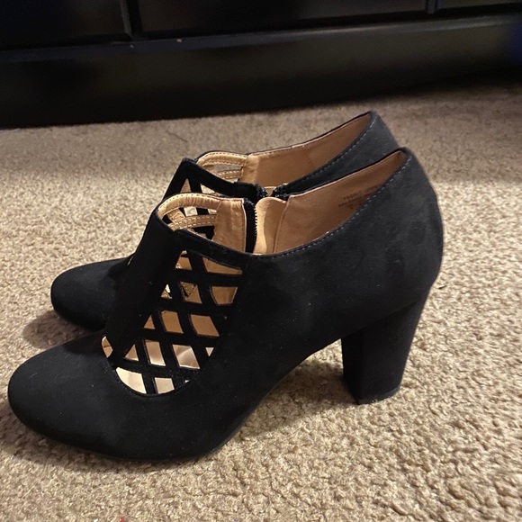 Black velvet mini heels - Picture 2 of 3